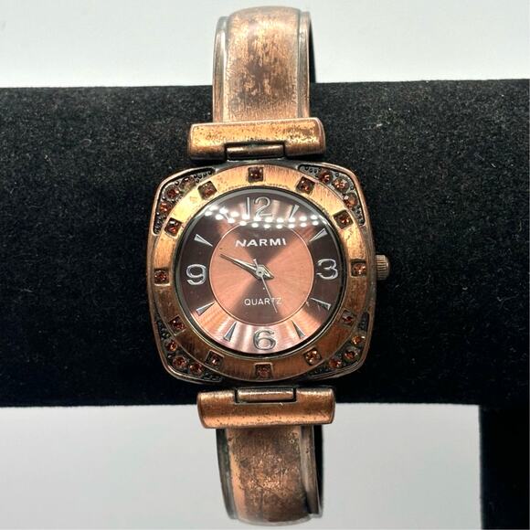 Vintage Quartz Narmi Watch - Picture 1 of 3